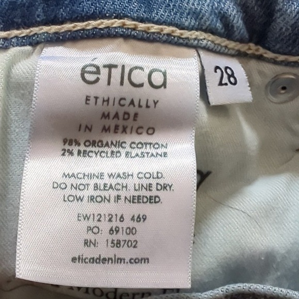 Etica Sasha Flare Jeans High Rise Raw Hem Sz 28 - Picture 9 of 12